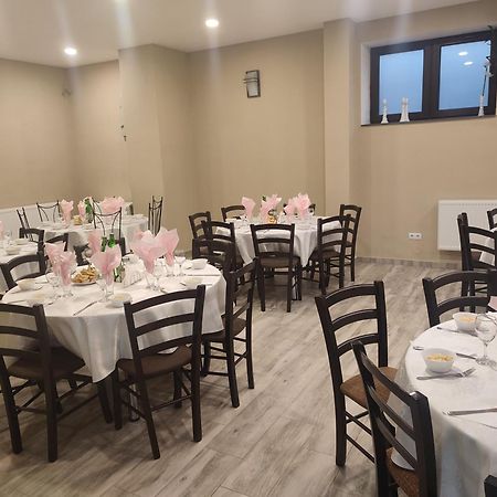 Hotel Tranzit Odorheiu Secuiesc Dış mekan fotoğraf
