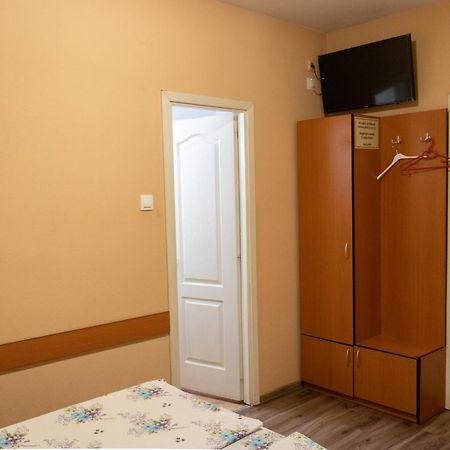 Hotel Tranzit Odorheiu Secuiesc Dış mekan fotoğraf