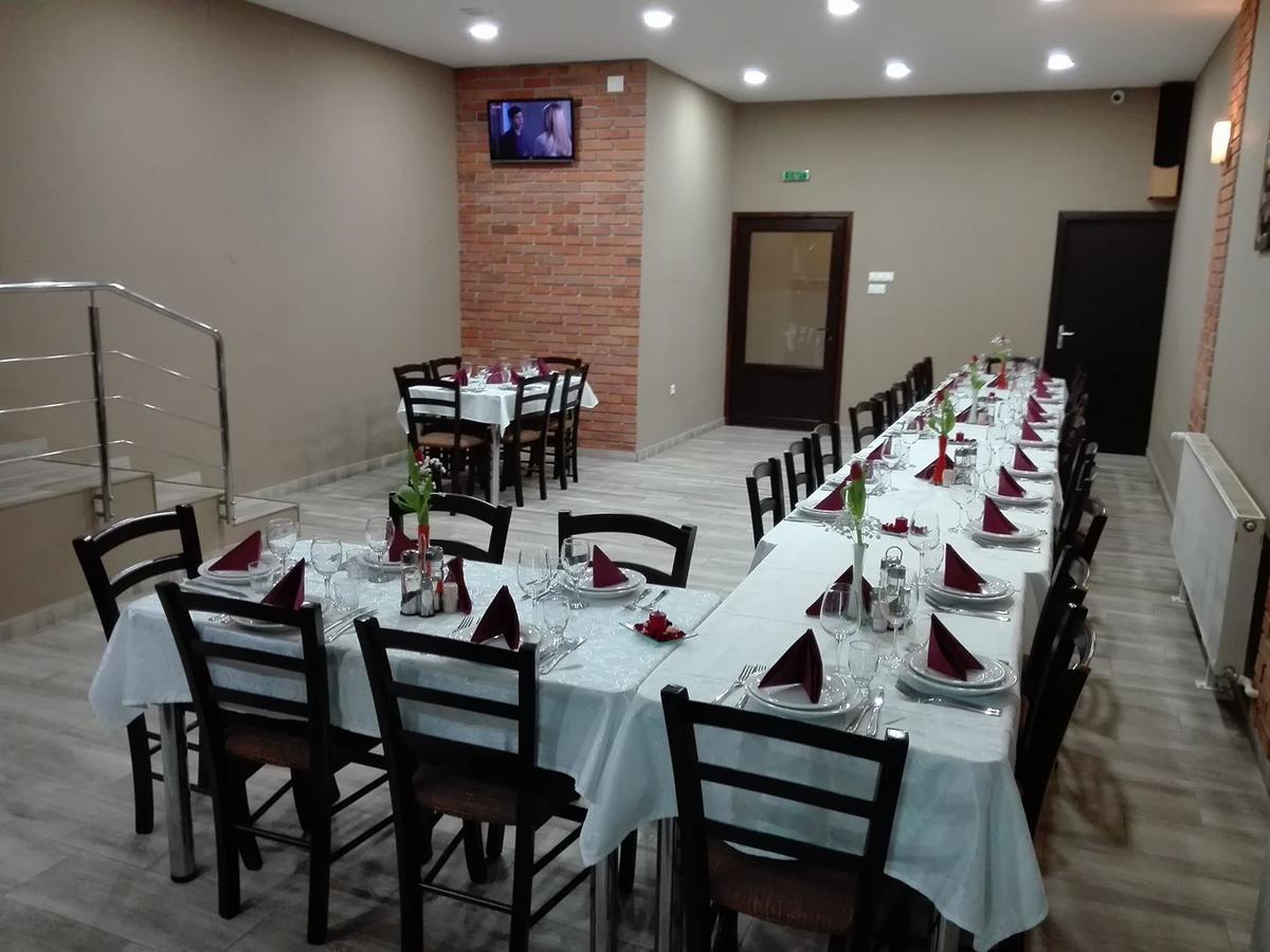Hotel Tranzit Odorheiu Secuiesc Dış mekan fotoğraf
